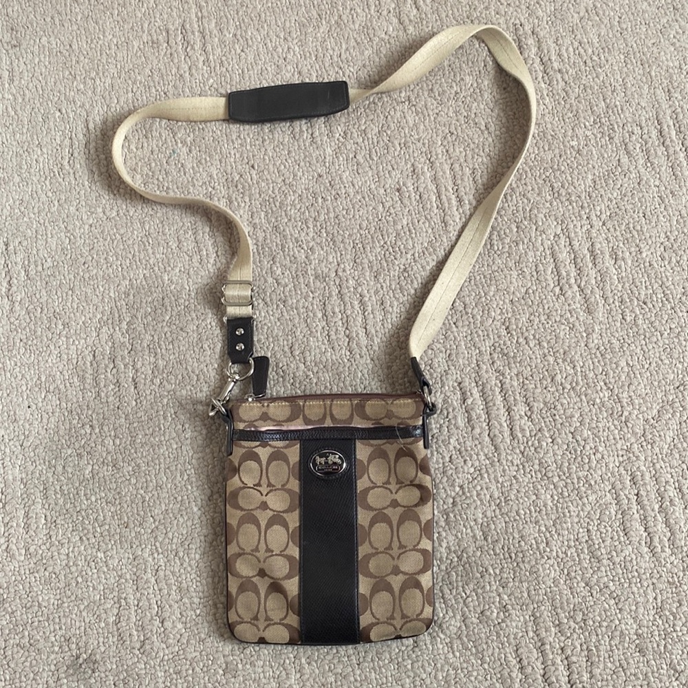 Authentic Coach shoulder bag❤️